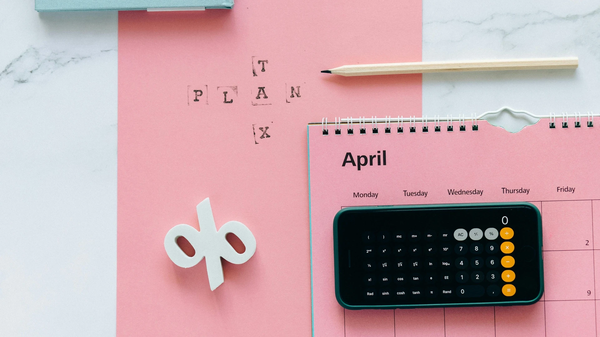 月商180万円到達——本業+副業で月収72万円の生活