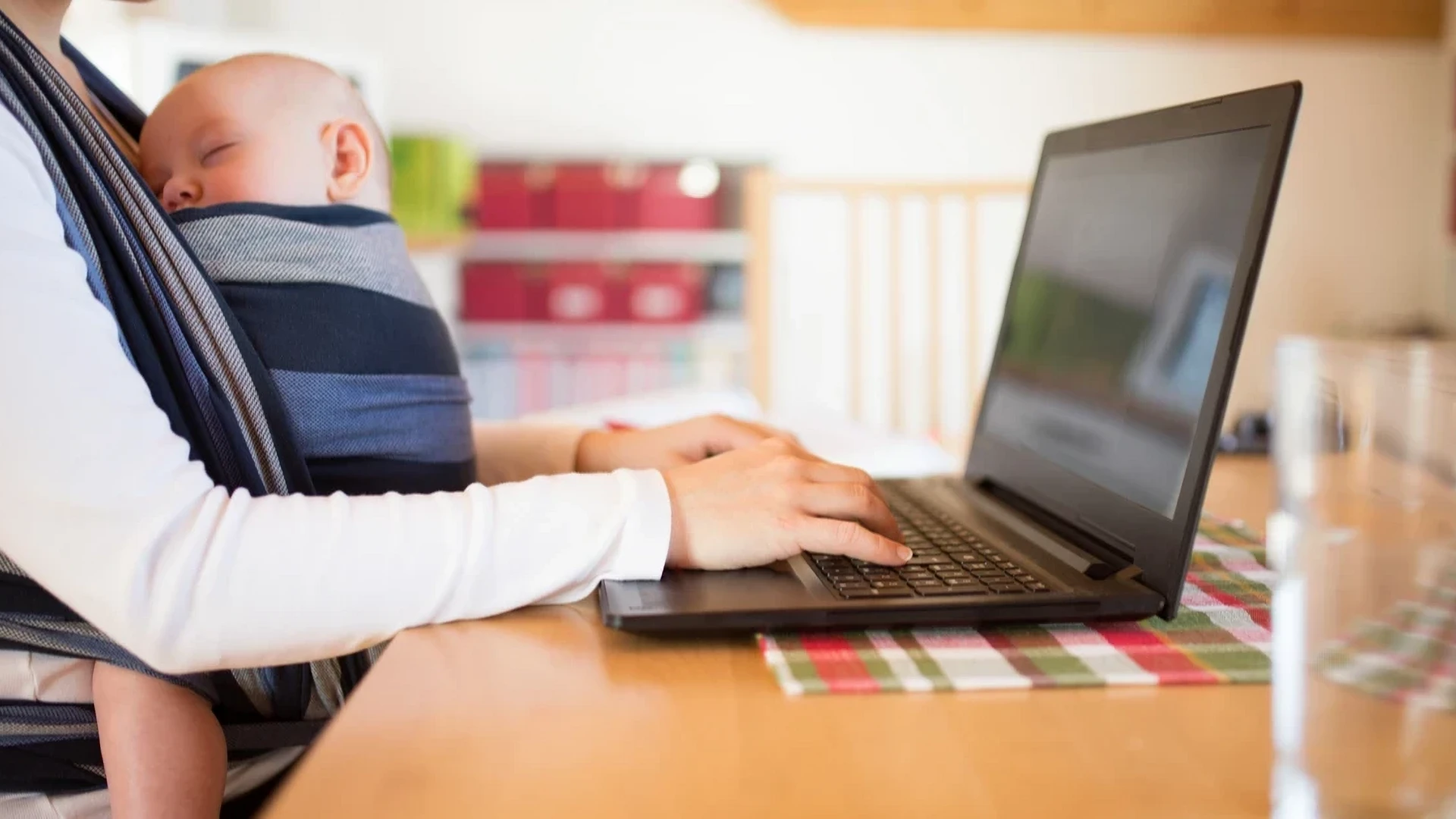 無在庫輸出における画像リサーチの位置づけと長期戦略