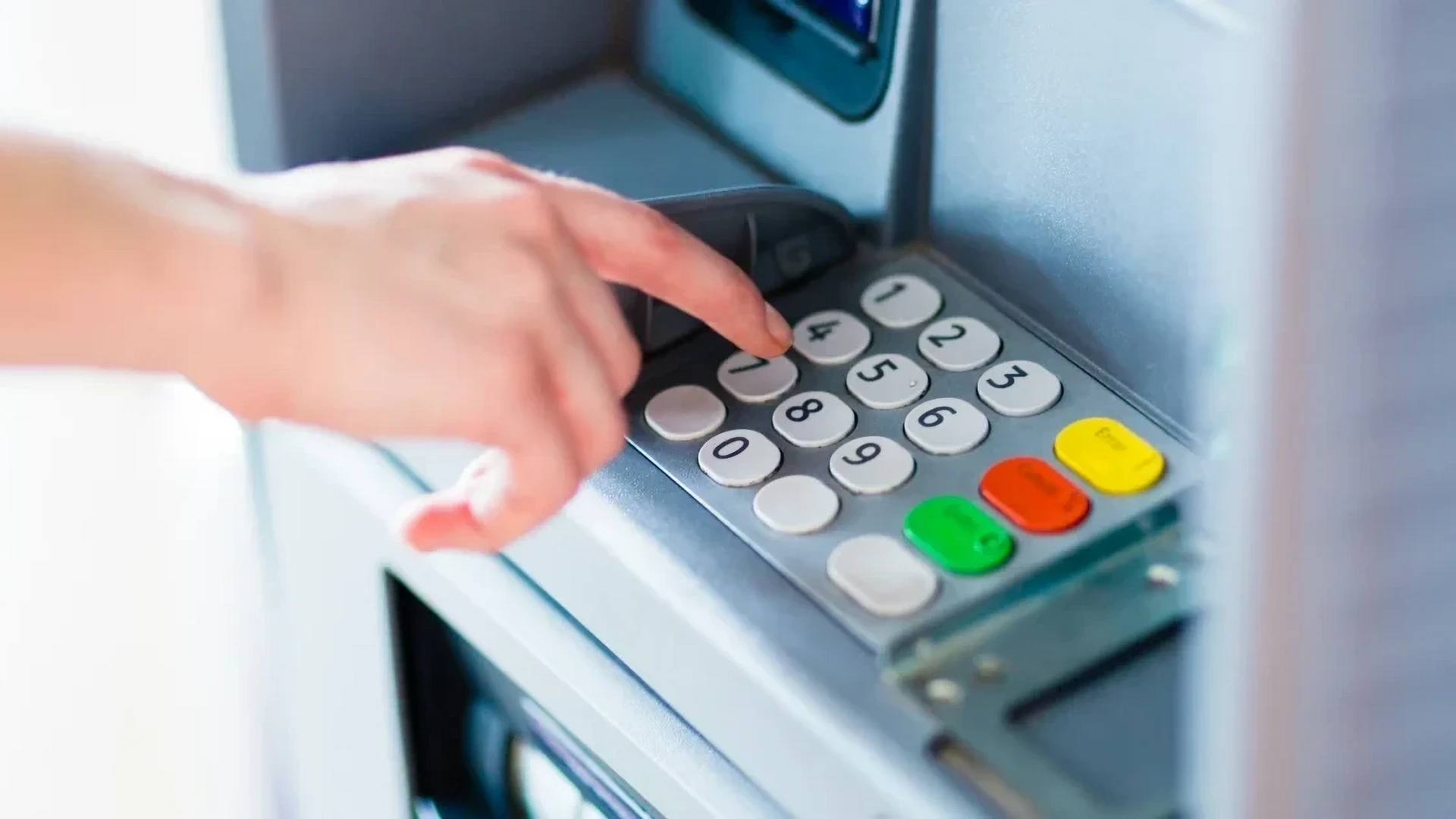 Amazonの手数料が高すぎる？手数料負担を軽減する販路戦略